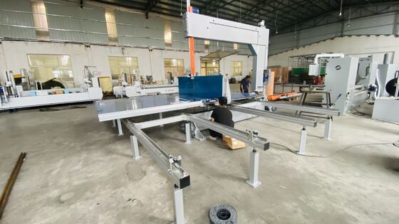 PU 폼 및 EPE 진주 면용 1250mm 절단 높이 및 2.38kw 모터가 장착된 다중 재료 폼 수직 절단기